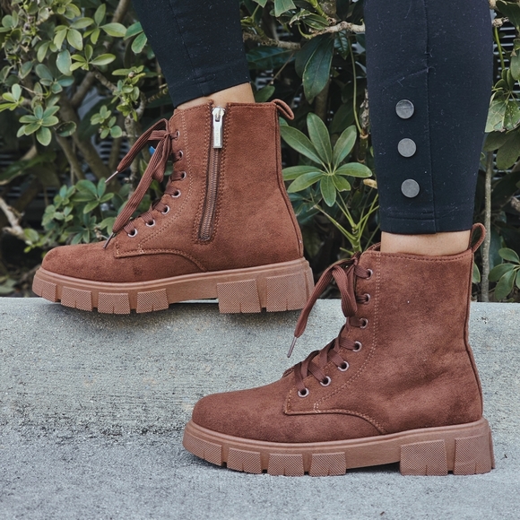 Shoes - Womens Suede Brown Combat Ankle Boots Lace Up Heeled